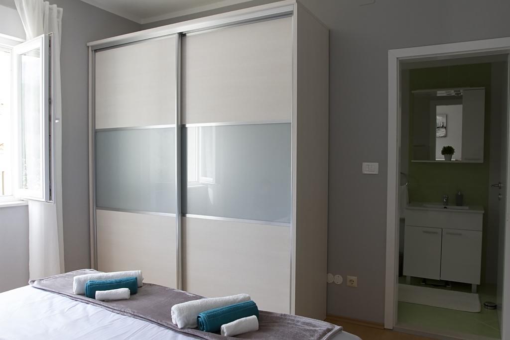 Sea Stone Apartment Podstrana Ngoại thất bức ảnh