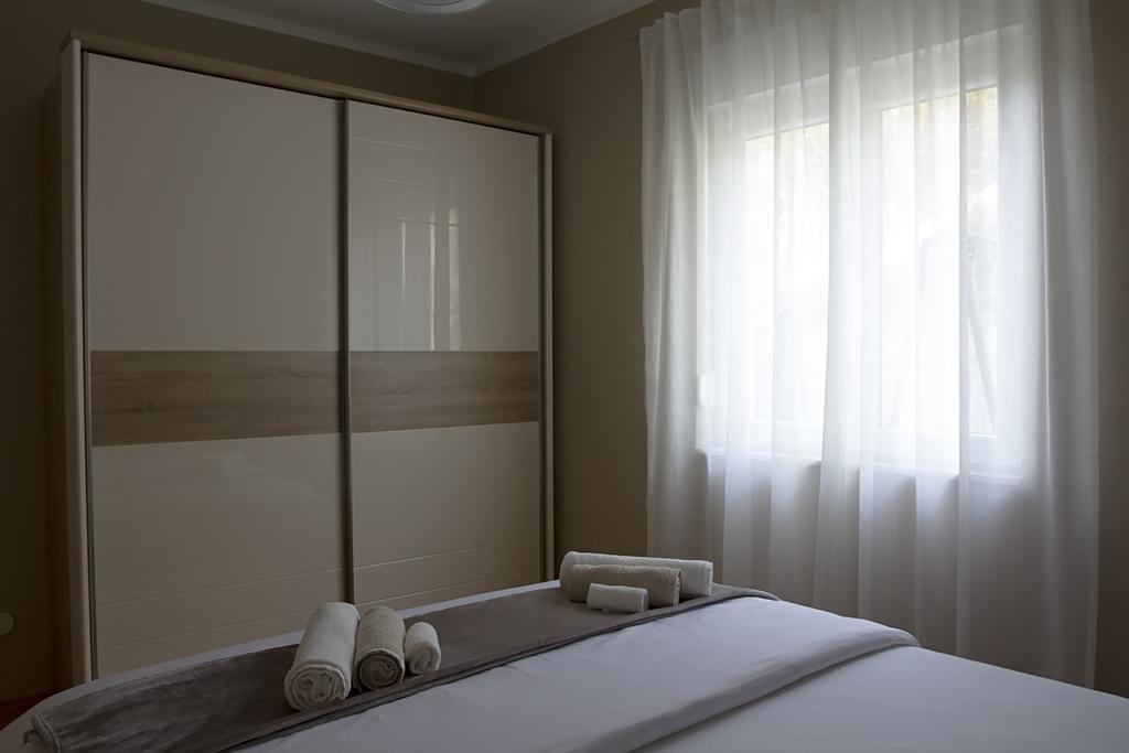 Sea Stone Apartment Podstrana Ngoại thất bức ảnh