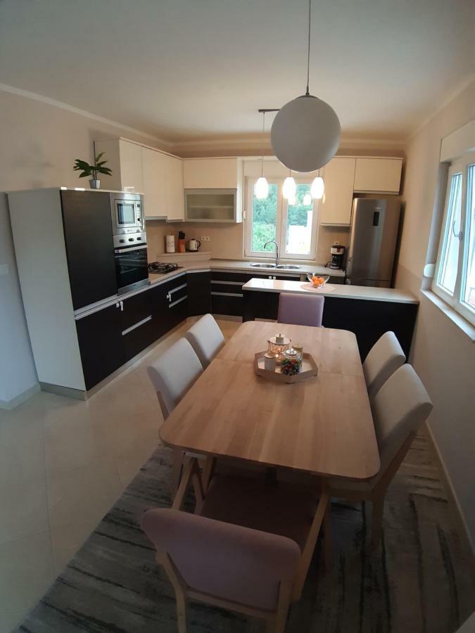 Sea Stone Apartment Podstrana Ngoại thất bức ảnh